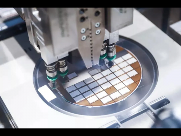 日本芯片企业Rapidus计划兴建1nm芯片工厂
