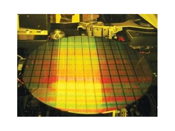 In order to maintain the capacity utilization rate, some wafer foundries have reduced prices